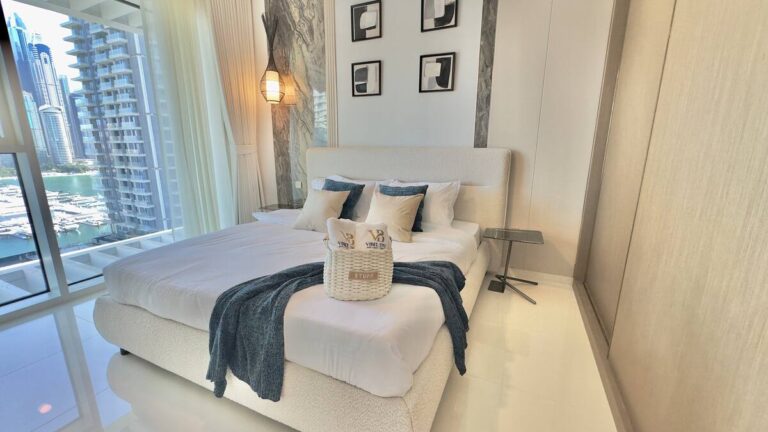 2de00f5f-70f7-4436-a198-ccca8fa06985