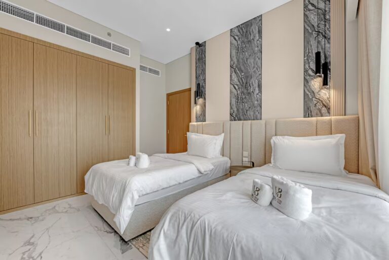 078b0f47-a9c7-4375-98f3-1a5ec4a6a719