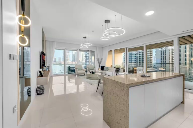 2eb33c6a-cf5c-4541-9a51-8a1863d050f0