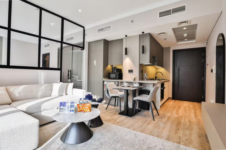 3ac6c3c2-bedb-4eb9-804e-2959741bbd55