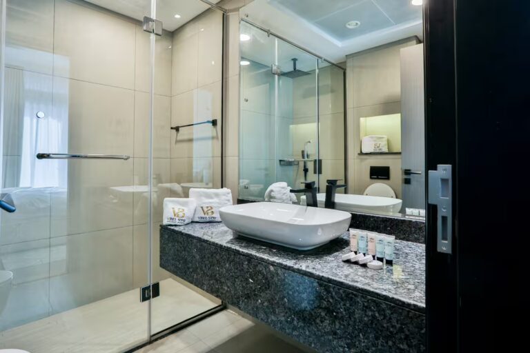 6c8292e8-fa1b-42e8-be58-aa8582119ab2