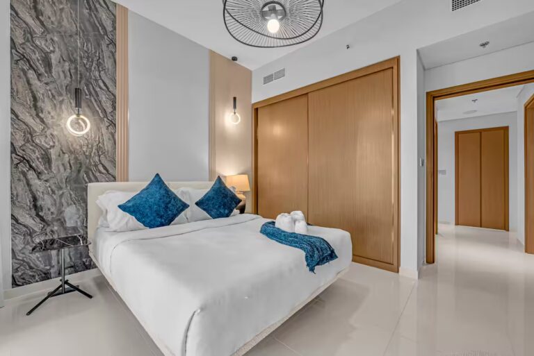 8cb4f7a4-98ce-4826-b0ac-fda842c8d6e5