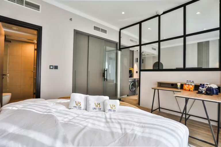 be3ccdea-1c56-4600-8f03-1c7d7551f458