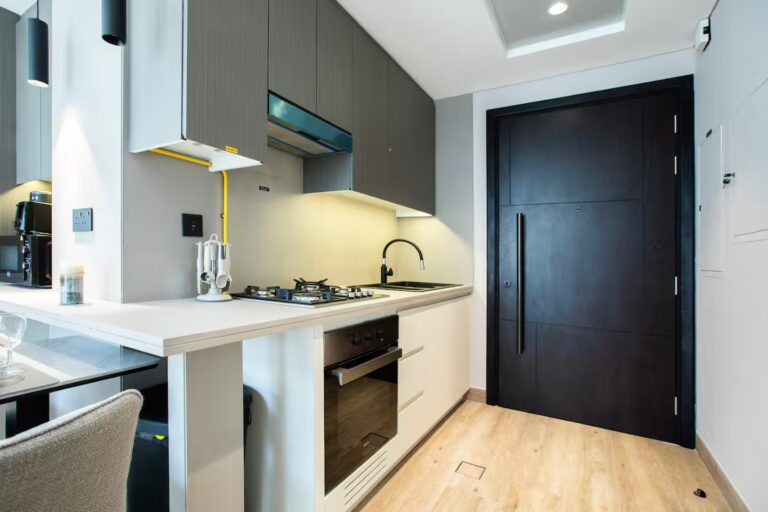 c36496d9-7778-4081-8fc0-eb8bcd3ba52b