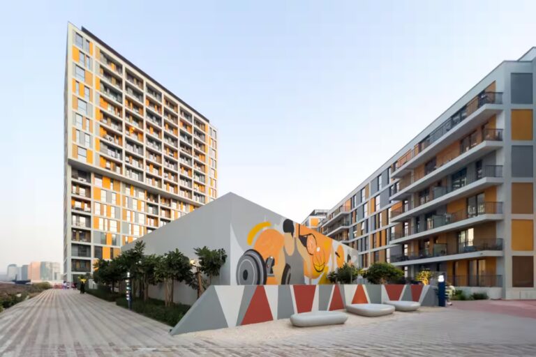 c4dd3578-0a64-49f7-9620-4471c2848438