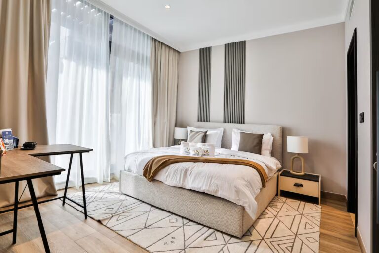 c6f4542f-ce9f-4c5d-9efd-edcf483862e5