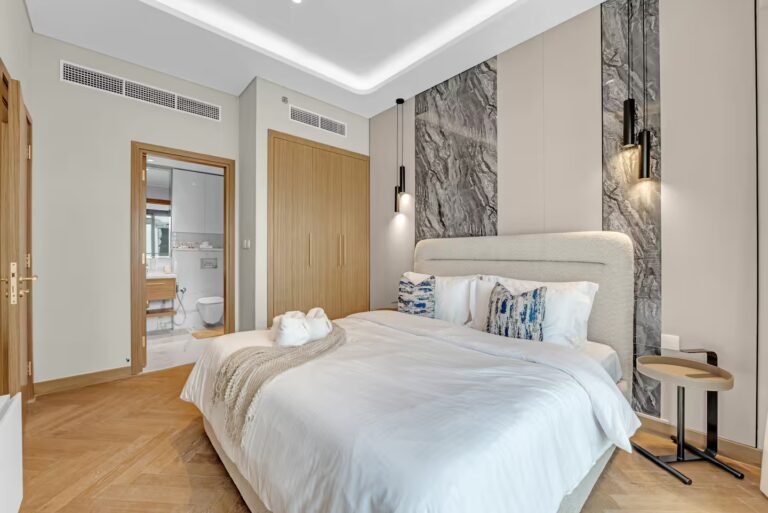 cdcdafb2-44f0-4f68-8736-144f86c3d8c7