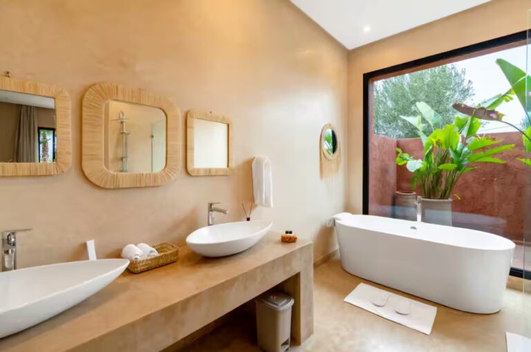 72cf8130-30f6-453e-89ef-91554bab103d