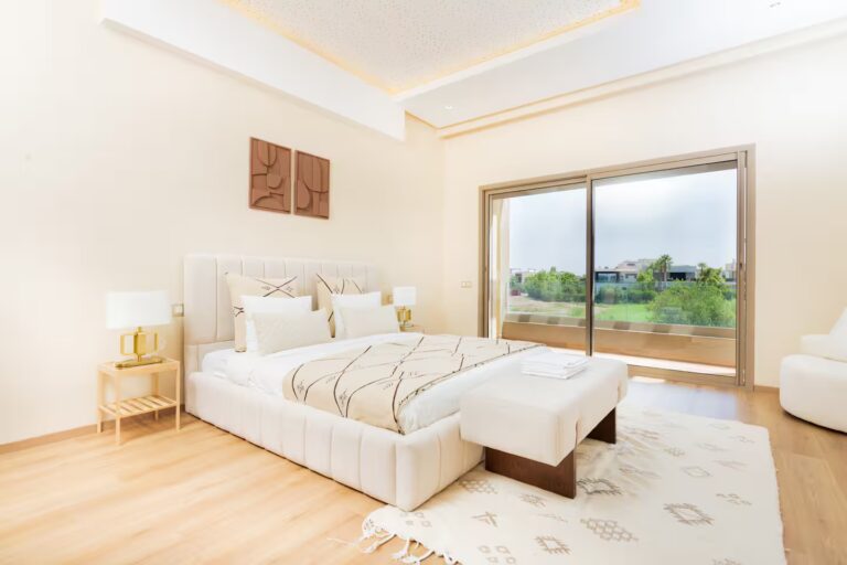 8d5d9b29-02e6-47b9-8f55-b638a3fb8947