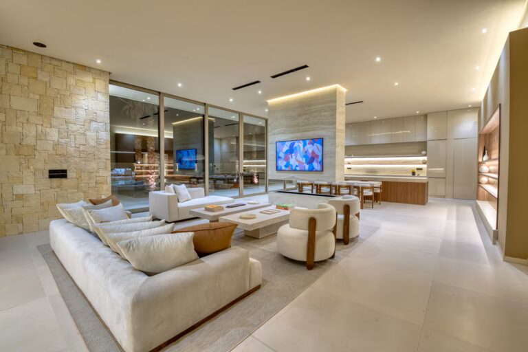 d33cbbab-d6c6-46d2-9c7b-2efa24145b28