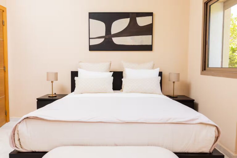 e06e665c-56d2-461d-ae45-878d95a9aa65