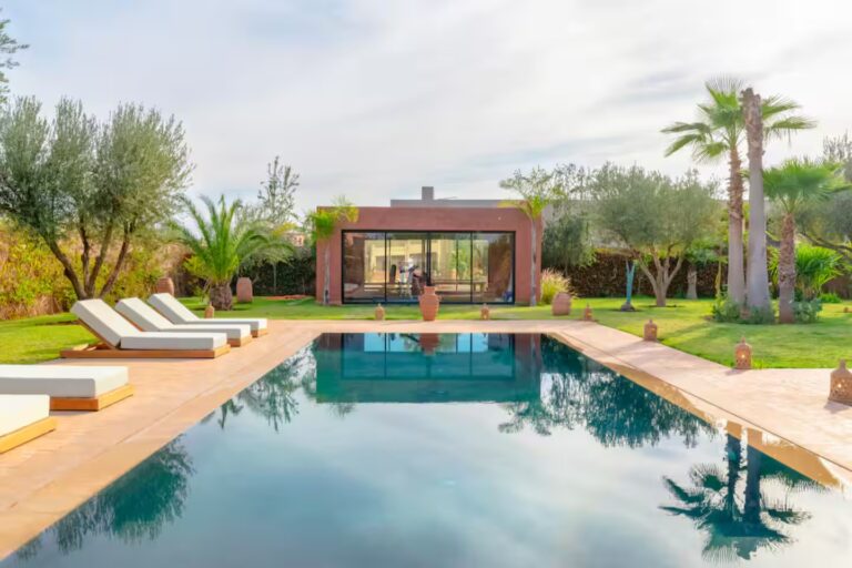 f1881cfb-beec-4374-8594-919153dec055